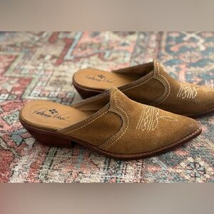 Patricia Nash Shoes size 9